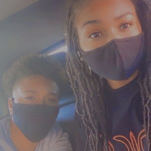 Meet your Posher, Lauren